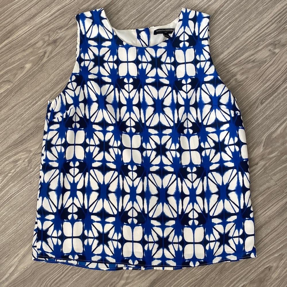 Banana Republic Blue and White Blouse